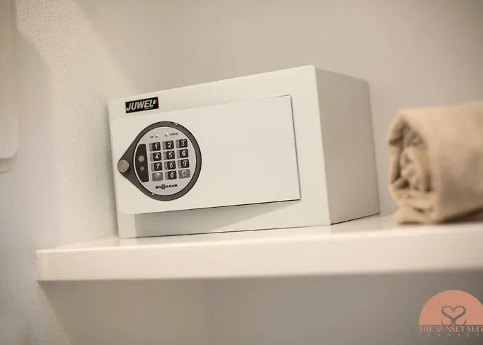 The Sunset * Vernazza